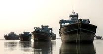 US and Iran Reach Framework Deal to End War, Reopen Hormuz