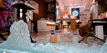 Charges dropped for hundreds of alleged looters in New York City
