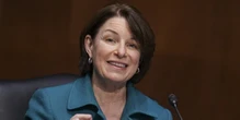 Sen. Klobuchar announces breast cancer diagnosis, says treatment ‘went well’