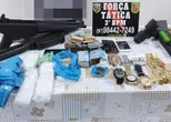 Mulher é presa em flutuante com drogas e armas no Amazonas