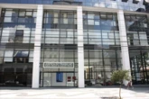 Supermercado é condenado a indenizar funcionária que fez xixi na roupa após esperar para ir ao banheiro