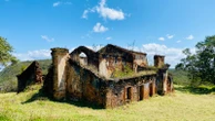 Baianos lutam pelo que ainda resta de igreja na Chapada Diamantina