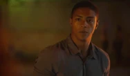 'Dona de Mim': Marlon termina noite frustrado ao presenciar Leo beijando Davi (06)