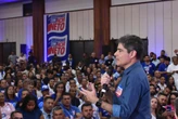 Em evento lotado, ACM Neto diz que vereadores terão canal direto para apresentar demandas na Bahia: 'Vão ter vez e voz'