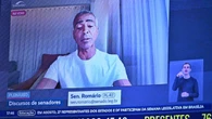 Alcolumbre diz que Romário é 'vítima de agressões' após senador abrir mão de salário de R$ 46 mil
