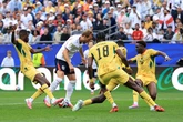 Harry Kane perde chance incrível e Inglaterra tropeça contra Gana na Copa do Mundo