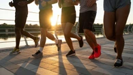 Corrida prejudica os joelhos? Especialista esclarece qual risco real de correr