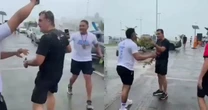 Vídeo: Torcedor do Bahia joga cerveja em Fábio Mota após título do Vitória na Copa do Nordeste