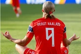 Braut? Detalhe intrigante na camisa de Haaland chama atenção na Copa do Mundo