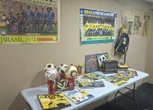 Loja retrô reúne itens raros da Copa e promove troca de figurinhas em Salvador