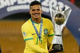 Clube italiano volta a mirar lateral do Cruzeiro após oferta de R$ 93 milhões