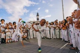 Maracangalha celebra cultura afro-brasileira com capoeira e samba de roda neste domingo (9)