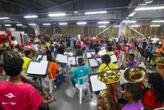 Neojiba surpreende passageiros do metrô com apresentação gratuita