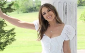 Atriz posta foto nua para comemorar 60 anos: 'Parabéns para mim'