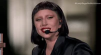 Quem é o bilionário que conquistou Lady Gaga? Cantora se declara diante de multidão em Copacabana