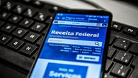 Receita Federal paga lote especial de restituição automática do IR; veja quem recebe