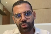 Pablo do Arrocha surge irreconhecível sem barba e surpreende fãs em show; veja novo visual