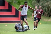 Vitória se reapresenta e inicia a preparação para encarar o Sport com jogo treino