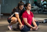 Postura borboleta: saiba quais benefícios o exercício de ioga traz para sua saúde