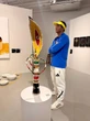 Isaquias Queiroz visita exposição em Salvador e destaca cultura afro-brasileira
