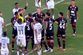 CBF divulga súmula polêmica de Vasco x Vitória com expulsões de Halter e Carlinhos
