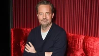 Médico se declara culpado por fornecer droga a Matthew Perry e pode pegar 10 anos de prisão