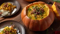 Dias frios? Veja 3 receitas de caldos fáceis para aquecer o inverno