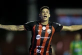 Zagueiro campeão pelo Vitória está de volta ao clube