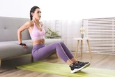 Treino de 20 minutos em casa queima mais calorias na barriga do que 1h de caminhada