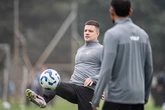 Vitória enfrenta o Internacional com o objetivo de contornar crise na temporada