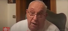 Em vídeo inédito, papa orienta os jovens: 'Aprendam a escutar'