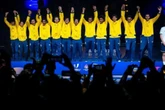 VÍDEO: reação da Seleção Brasileira após título histórico contra os EUA no basquete viraliza
