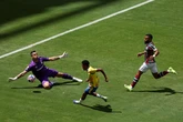 Sem brilhar, Fluminense empata com o Mamelodi e avança em 2° lugar