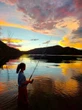 A menina e o lago (ou de volta ao tempo de pardais)