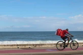 Projeto prevê seguro de vida para entregadores que utilizam bicicleta na Bahia