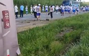 Ônibus com torcedores do Bahia tomba na BR-101 a caminho de jogo contra Sport
