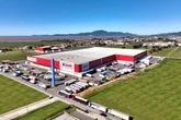 Gigante dos supermercados inaugura nova loja com promoções e distribuição de vales-compra