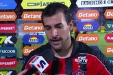 Herói do Vitória no Ba-Vi, Cáceres celebra: 'Precisávamos vencer de qualquer jeito'
