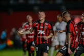 Kayzer celebra oitavo gol na Série A e explica cobrança de pênalti: 'Confiança'