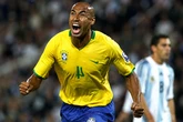 Jogador desmente boatos da Copa de 2006 e faz revelações inéditas de bastidores: 'Narrativa mentirosa'