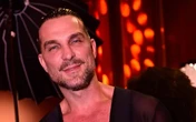 Igor Rickli revela que fez 'campanha' para voltar às novelas e comemora papel em Quem Ama Cuida