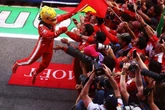 Hamilton chora após primeira vitória pela Ferrari e entra na briga pelo título da F1 2026