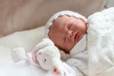 Guarda compartilhada de bebê reborn? Casais brigam na Justiça por boneca