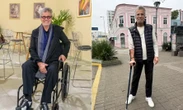 Carlinhos de Jesus aparece de cadeira de rodas e revela diagnóstico: 'Dores fortes e mobilidade comprometida'