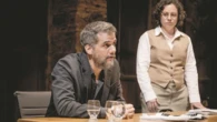 Espectadora interrompe peça de Wagner Moura em Salvador para reclamar do frio