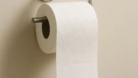 Por que pendurar o papel higiênico do jeito errado é uma ameaça à saúde