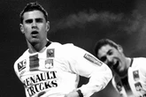 Tricampeão francês morre aos 43 anos a caminho de estádio