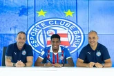 Bahia renova contrato de artilheiro do sub-20 após chances no time principal