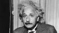 Frase de Einstein do dia: 'O grande problema da humanidade não está no domínio da Ciência, mas no domínio dos corações e das mentes humanas' - reflexão sobre intolerância