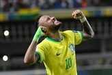 É uma boa levar Neymar lesionado para Copa? Histórico da Seleção mostra que aposta já deu certo